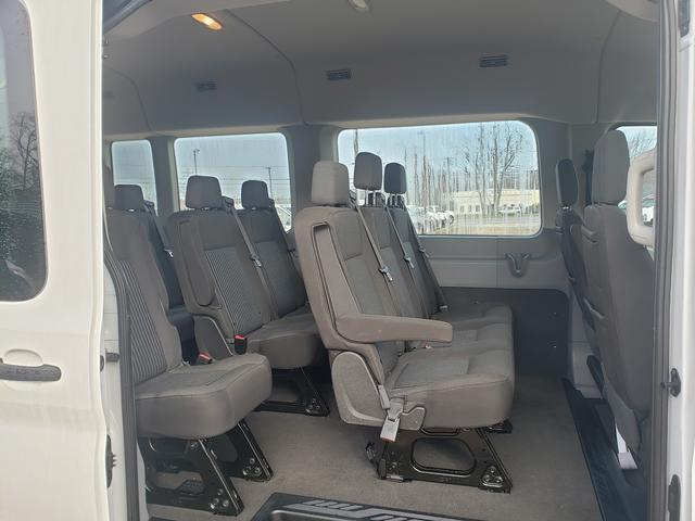 2018 ford transit-350 t-350 148 low rf 9500 gvwr sliding rh dr