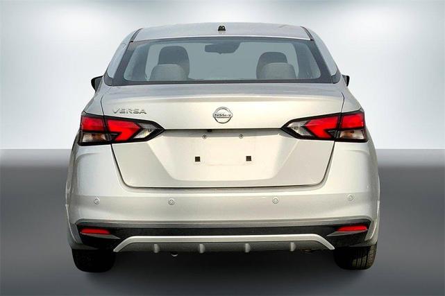2020 nissan versa s