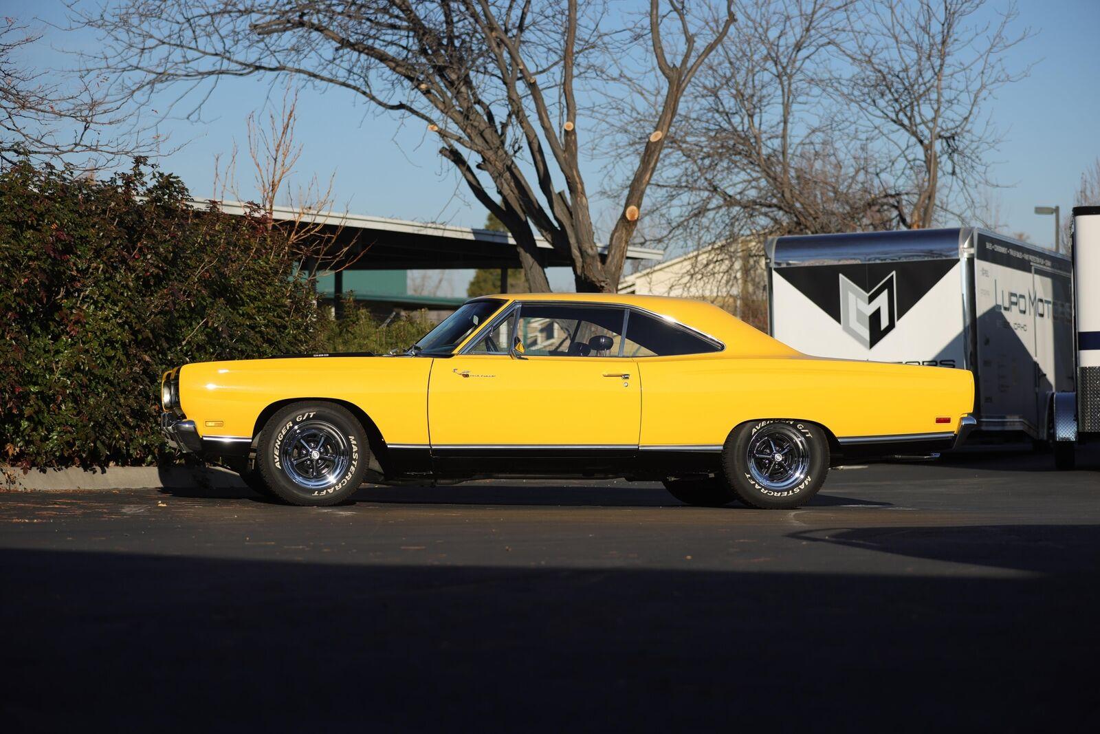 1969 plymouth satellite road runner yellow 383 v8 automatic