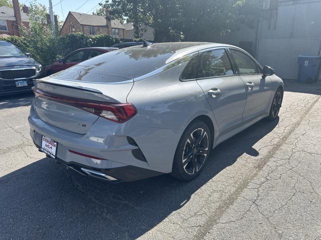 2022 kia k5 gt-line