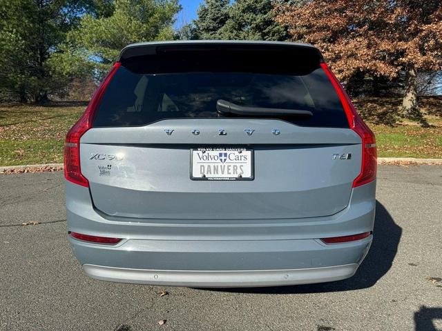 2022 volvo xc90 t6 momentum 7 passenger