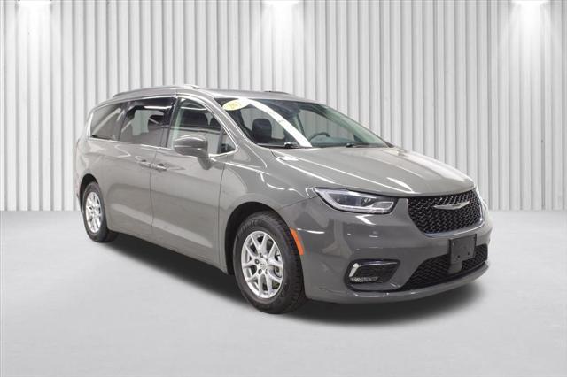 2022 chrysler pacifica touring l