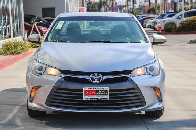 2016 toyota camry le