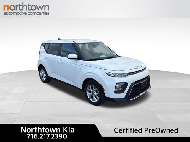2022 kia soul lx
