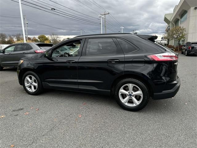 2021 ford edge se