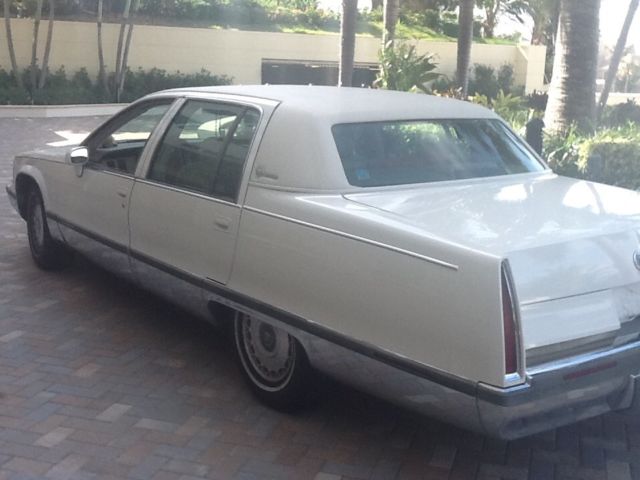 1994 cadillac fleetwood brougham 5.7 v8 white