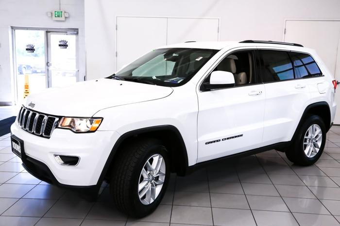 used 2017 jeep grand cherokee 4wd laredo white marsh, md 21162 for sale in white marsh, maryland