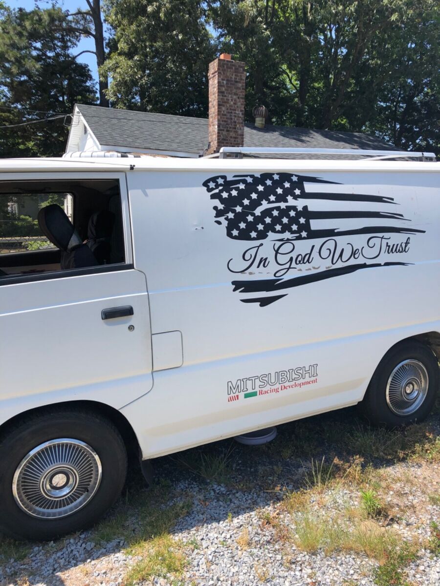 1990 mitsubishi cargo van