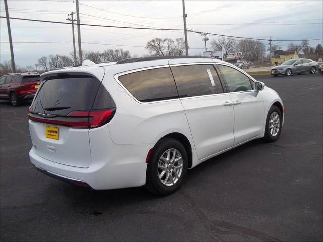2022 chrysler pacifica touring l