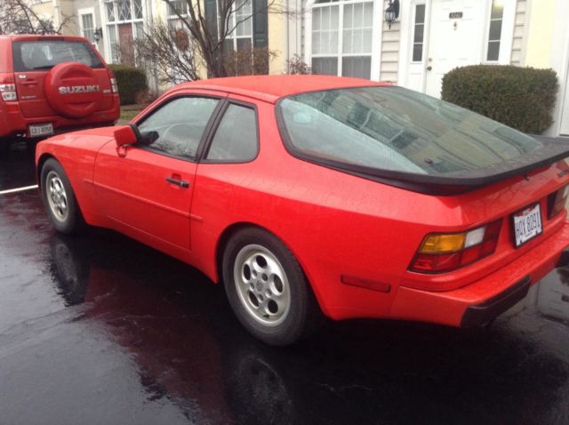 1987 porsche 944 base automatic