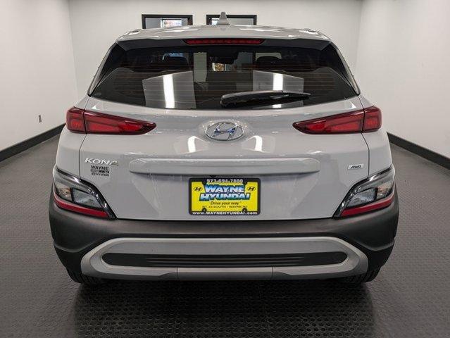 2022 hyundai kona se