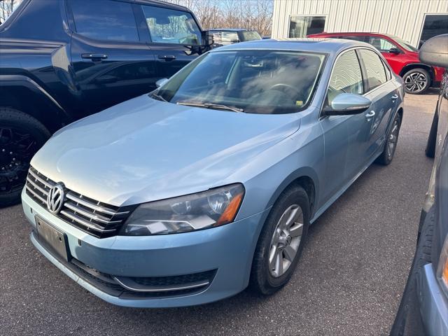 2012 volkswagen passat base