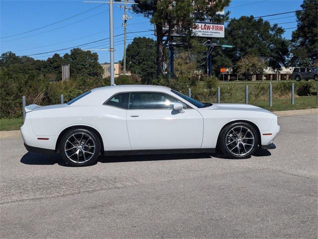 2022 dodge challenger gt