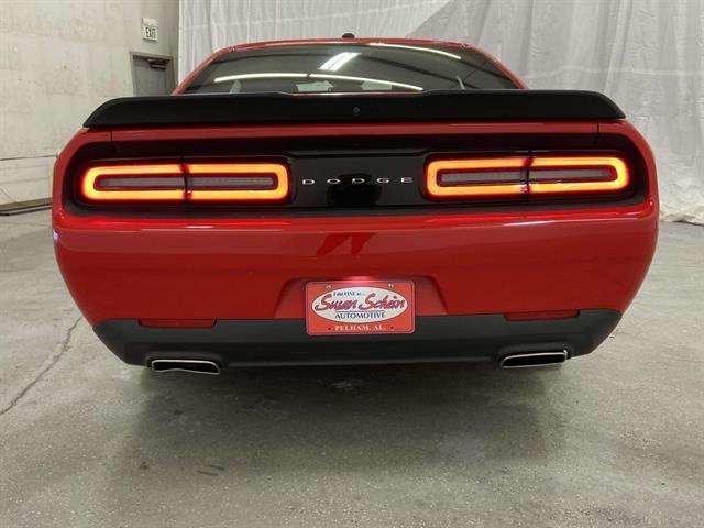 2023 dodge challenger sxt