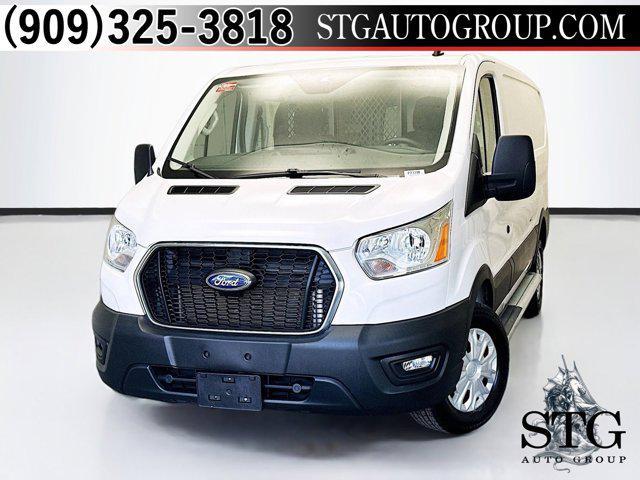 2022 ford transit-250 base