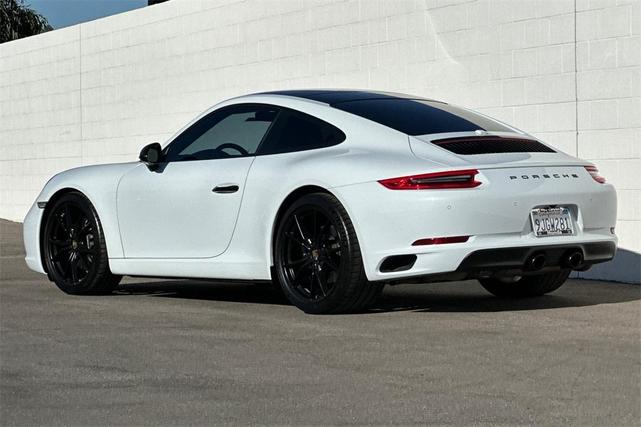 2017 porsche 911 carrera
