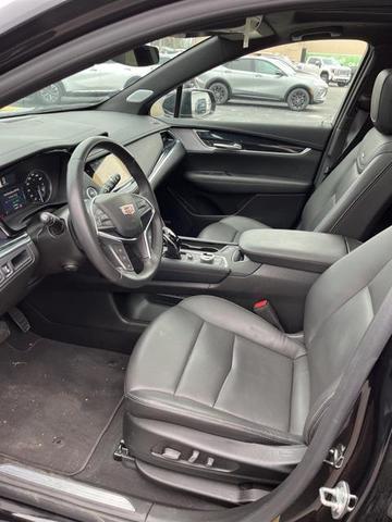 2024 cadillac xt5 premium luxury