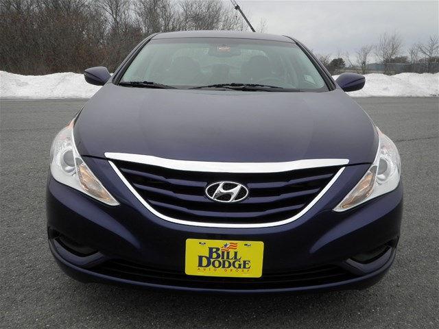 2012 hyundai sonata gls gls 4dr sedan 6m for sale in birch island, maine