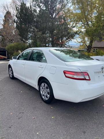 2010 toyota camry le