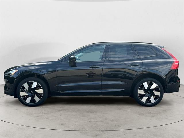 2024 volvo xc60 recharge plug-in hybrid t8 plus dark theme