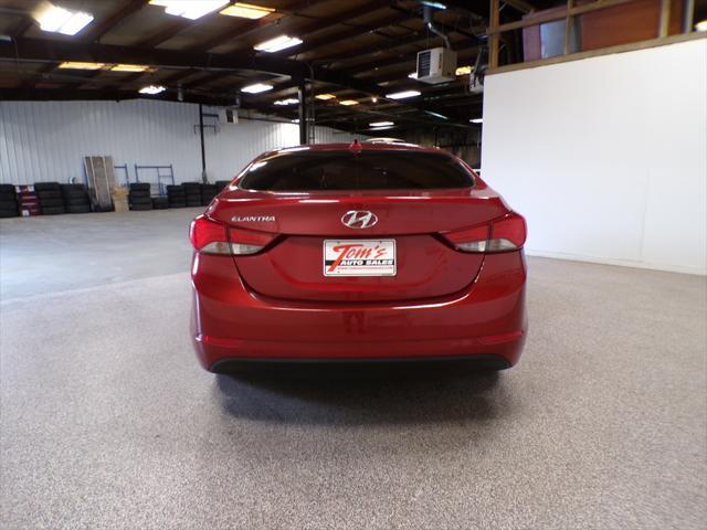 2016 hyundai elantra se