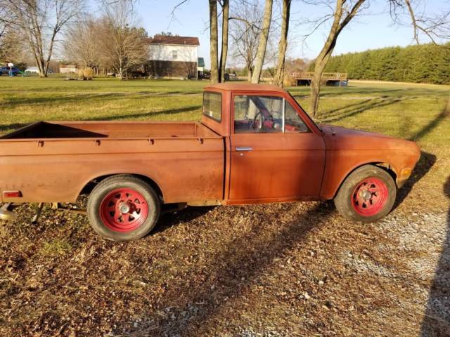 1972 datsun 521