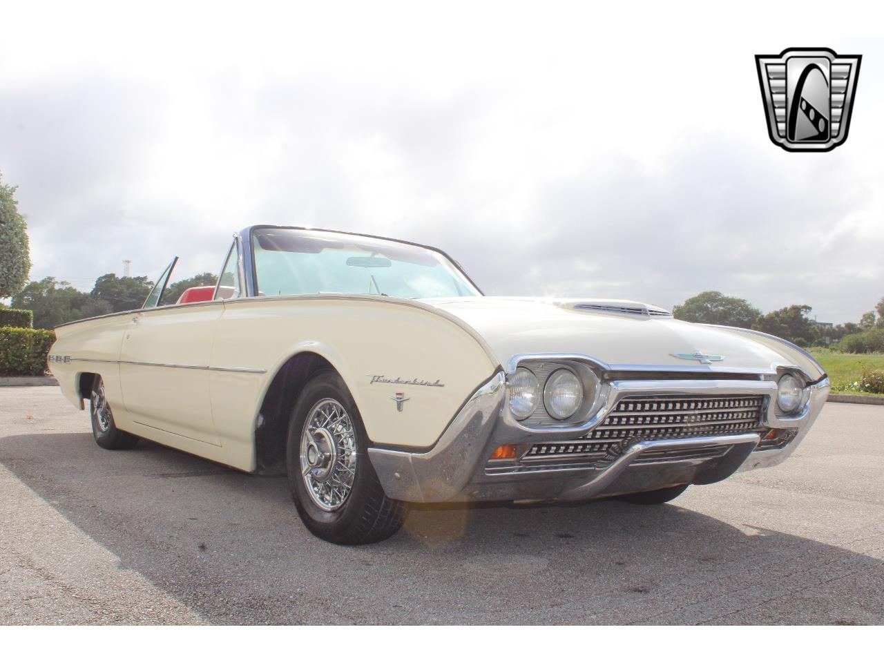 1962 ford thunderbird