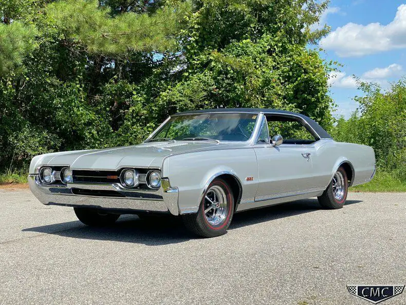 1967 oldsmoibile 442 silver factory air ss 1 chrome wheels redlines restored