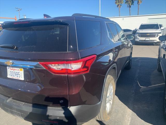 2021 chevrolet traverse lt cloth
