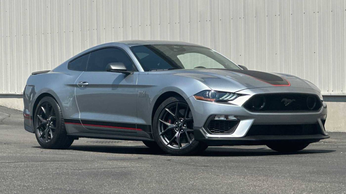 2022 ford mustang mach 1