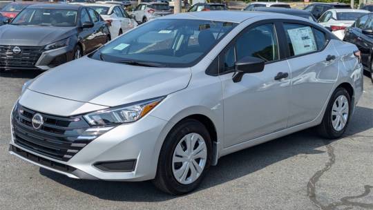 2024 Nissan Versa 1.6 s
