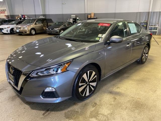 2022 nissan altima 2.5 sv