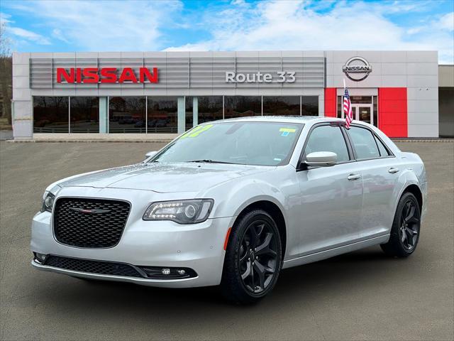 2022 chrysler 300 s
