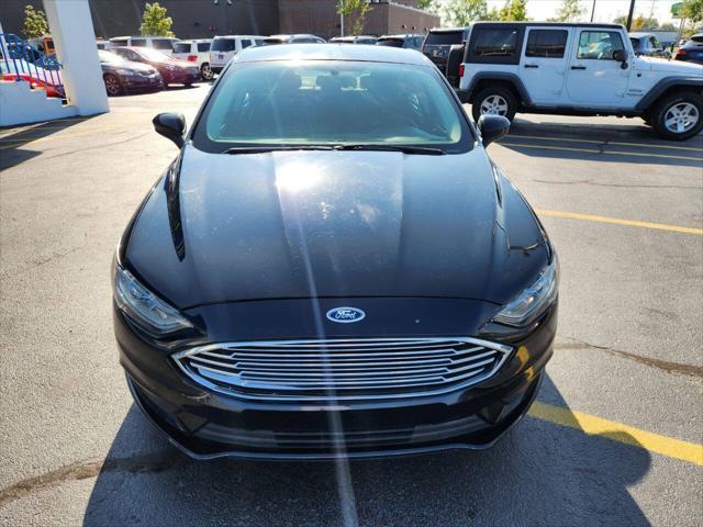 2018 ford fusion se