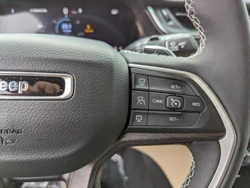 2023 jeep grand cherokee limited in waterloo, iowa