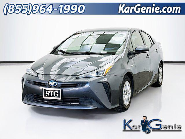 2021 toyota prius le