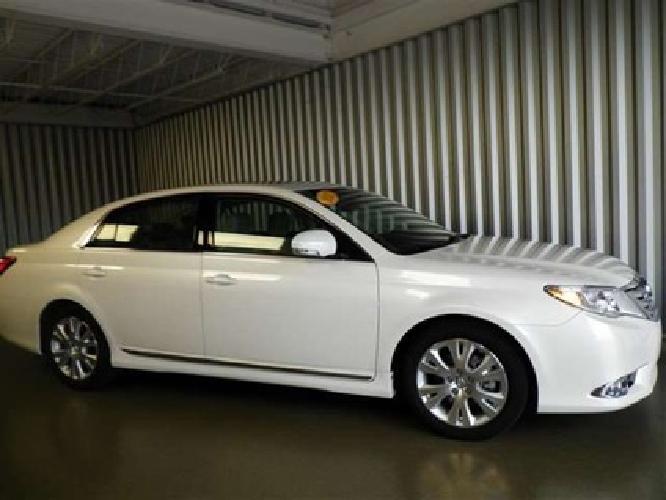 2011 toyota avalon limited in indianapolis, in