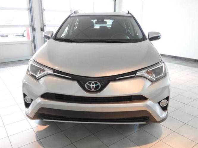 2018 toyota rav4 xle awd xle 4dr suv for sale in hutchinson, kansas
