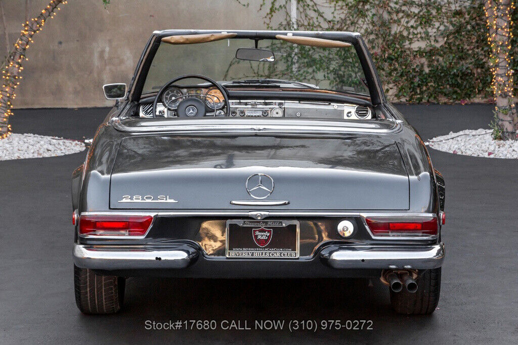 1968 mercedes-benz 200-series