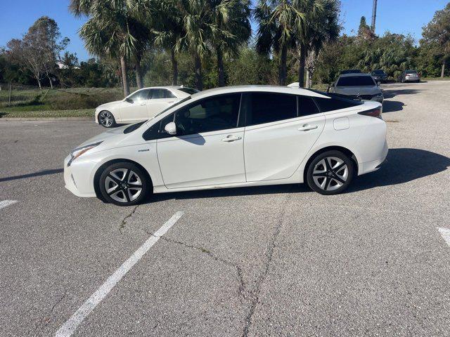 2017 toyota prius four