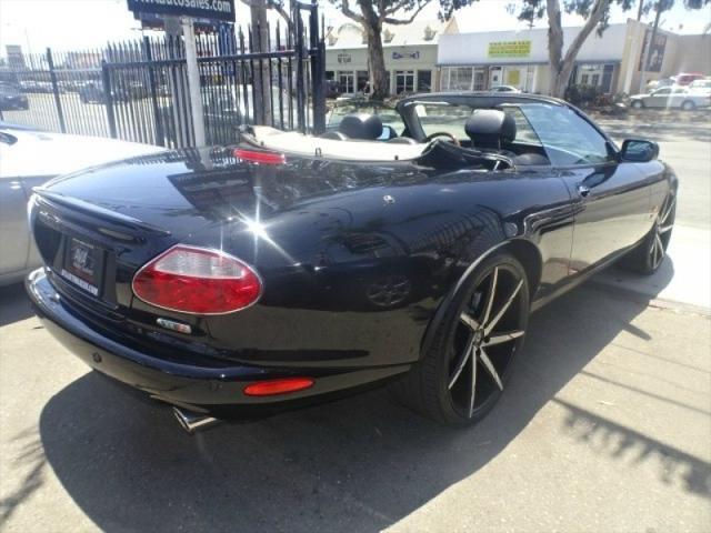 2004 jaguar xkr base