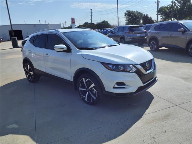 2022 nissan rogue sport sl