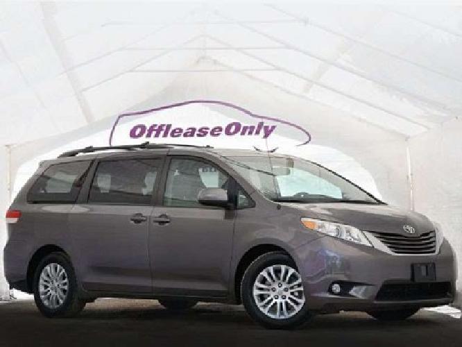 2011 toyota sienna xle in lake worth, fl