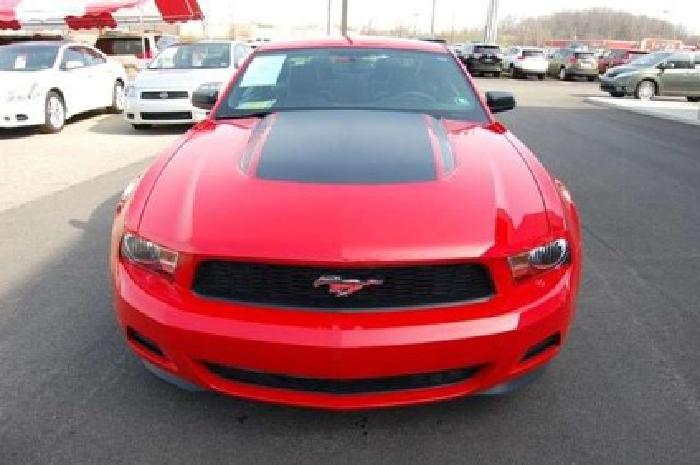 2012 ford mustang v6 premium in meadville, pa
