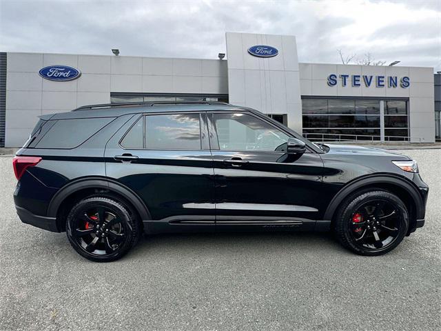 2021 ford explorer st