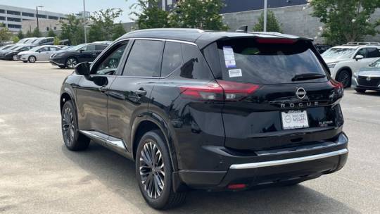 2024 Nissan Rogue platinum