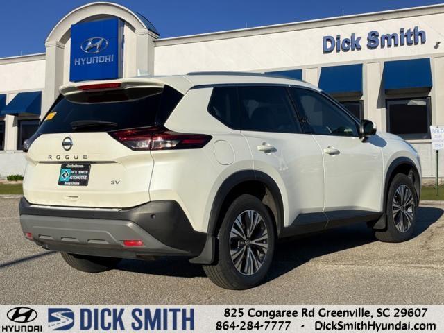 2021 nissan rogue sv