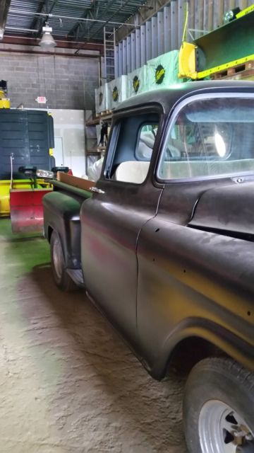1958 chevolet apache 31