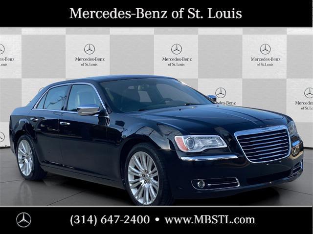 2012 chrysler 300 s