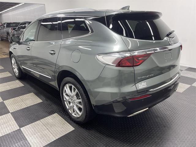 2023 buick enclave premium
